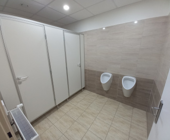 Projekty / Rekonštrukcia WC v kultúrnom dome v obci Čierne Pole - foto